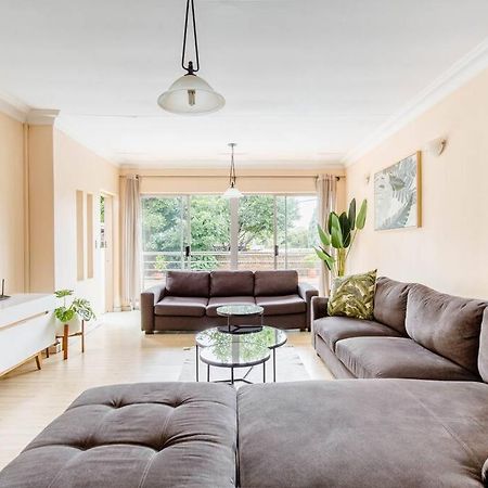 Spacious Menlyn Maine Villa Pretoria Exterior photo